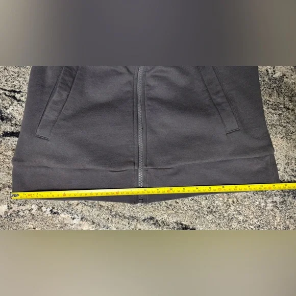 Reversible- The North Face Women’s Full-Zip w/ Hood Jacket - Picture 9 of 9